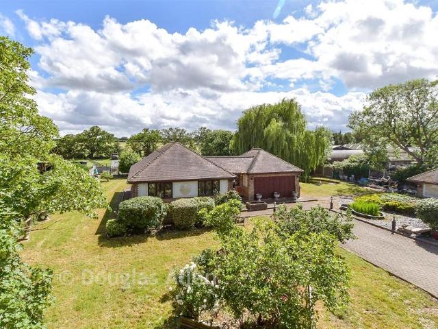 Bungalow for sale in Coalhill, Chelmsford