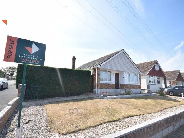 Bungalow for sale in Holland-on-Sea, Dale Hill