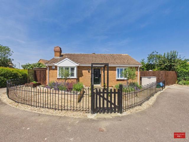 Bungalow for sale in Gloucester, Gloucestershire