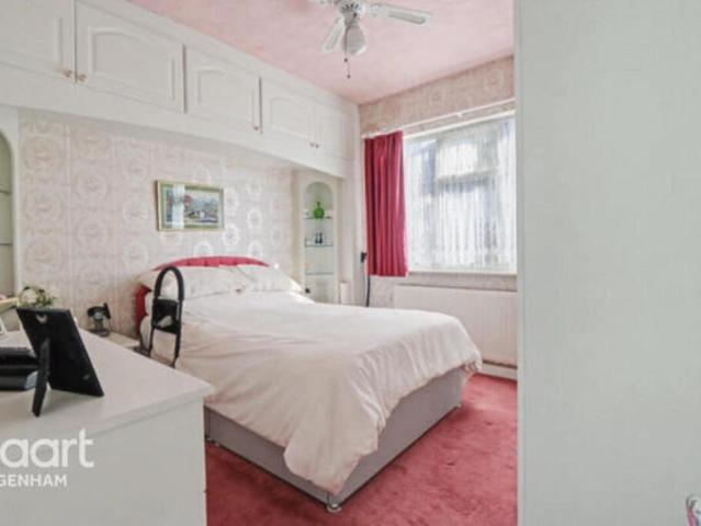 Bungalow for sale in Dagenham, Greater London