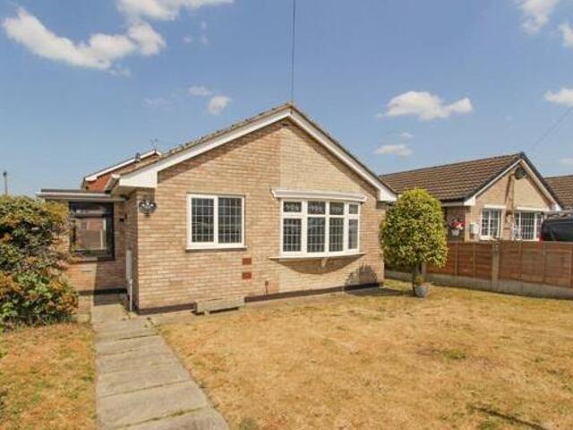 House for sale in Edenthorpe, South Yorkshire