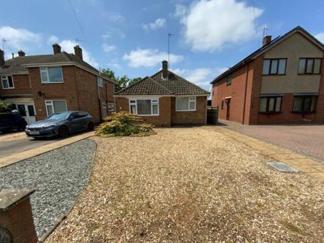 House for sale in Cawston, New Bilton