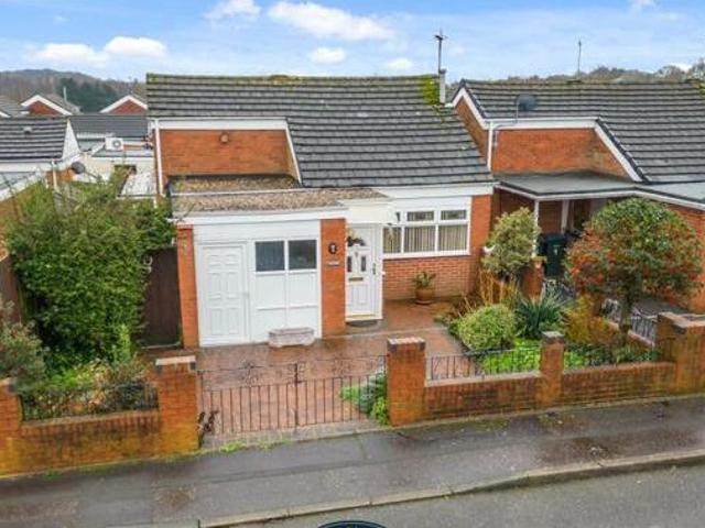 House for sale in Ernesford Grange, West Midlands