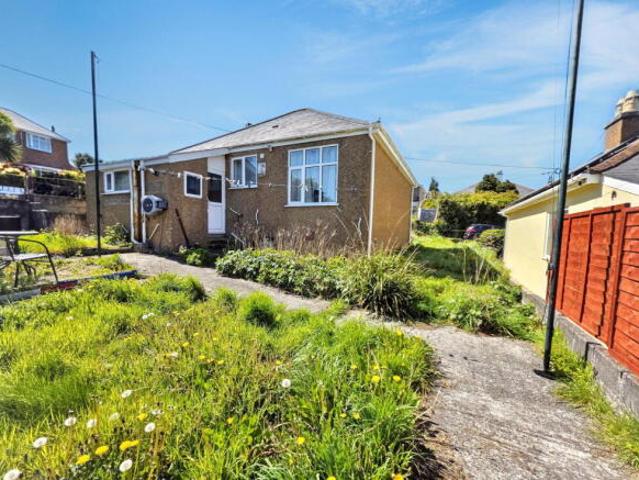 Bungalow for sale in Mount Wise