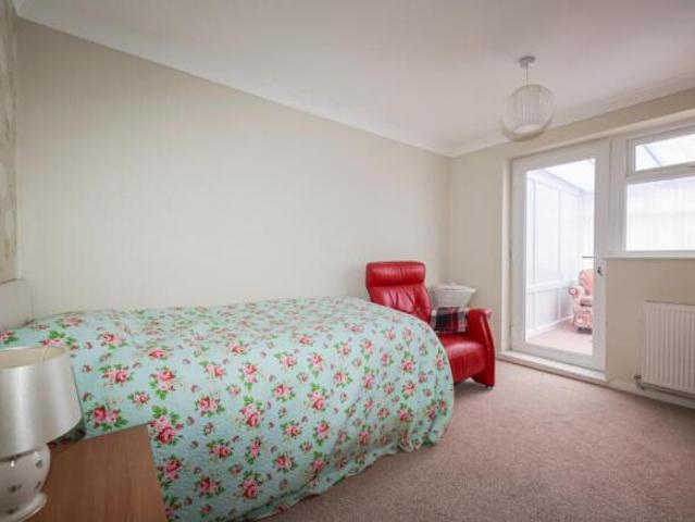 Bungalow for sale in Bracebridge Low Fields, Brayford