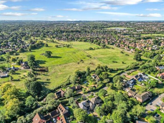 Bungalow for sale in Epping