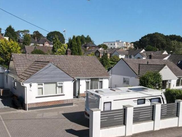 House for sale in Broadstone