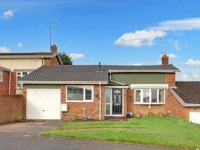 House for sale in Chase Terrace, Lichfield