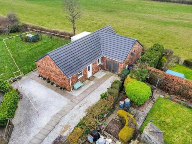 House for sale in Loundsley Green, East Midlands