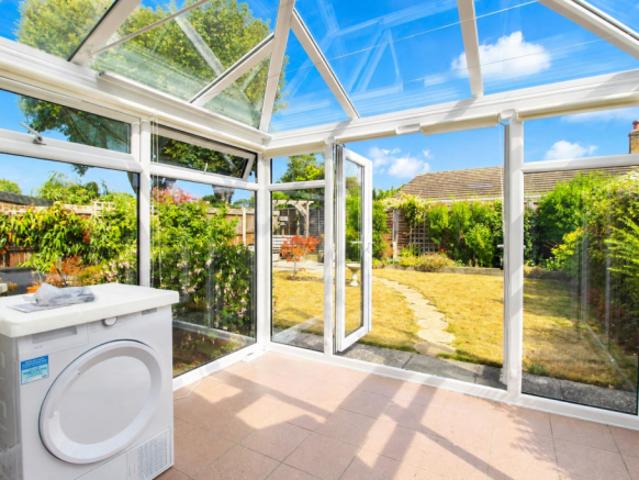 Bungalow for sale in Upton, Acol