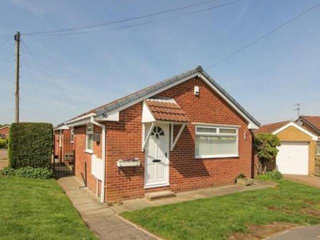 House for sale in Edenthorpe, South Yorkshire
