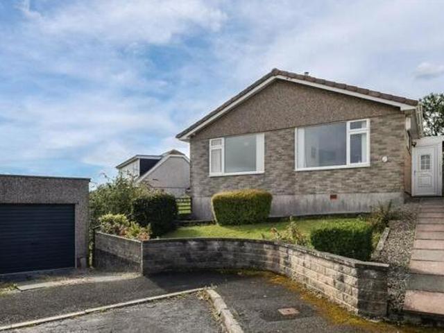 House for sale in Follaton, Strode