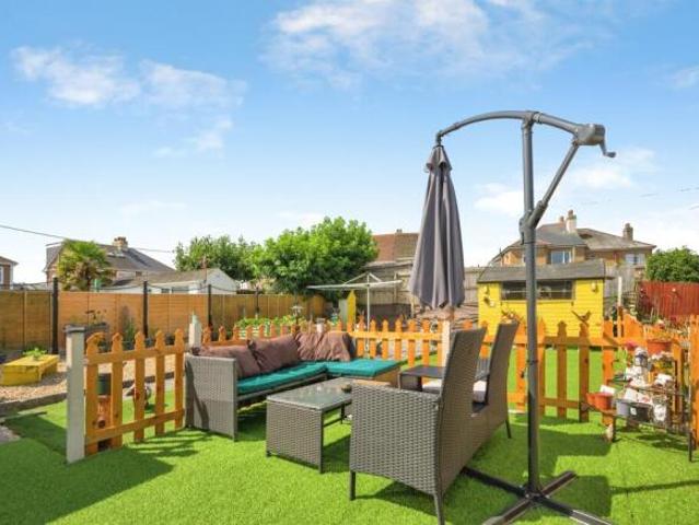 Bungalow for sale in Mount Wise
