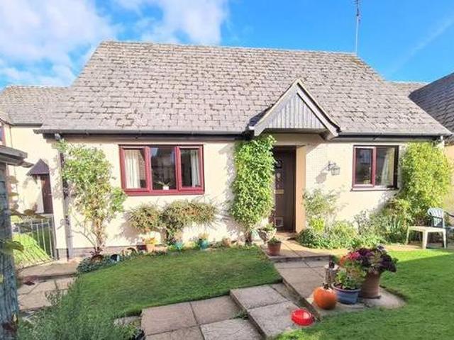 House for sale in Gloucestershire