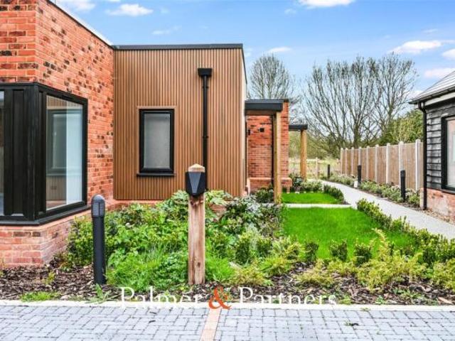 Bungalow for sale in Chelmsford