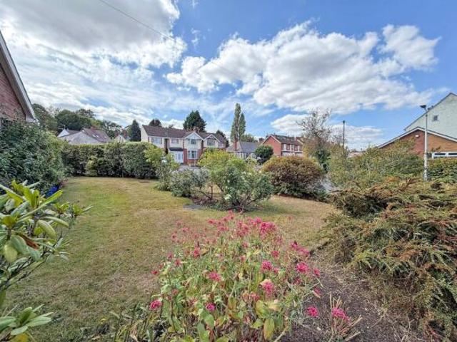 Bungalow for sale