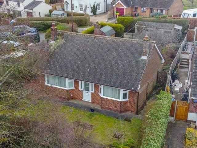 House for rent in Froggatt, East Midlands