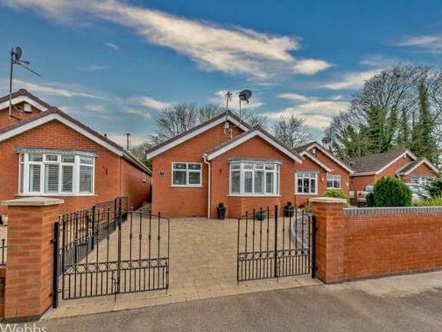 House for sale in Chadsmoor, Staffordshire