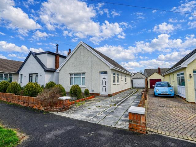 Bungalow for sale in Falcon Lodge, Wales