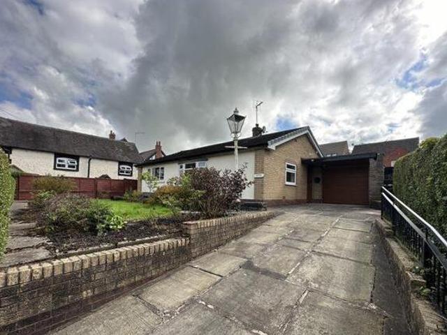 House for sale in Kingsley Moor, Staffordshire