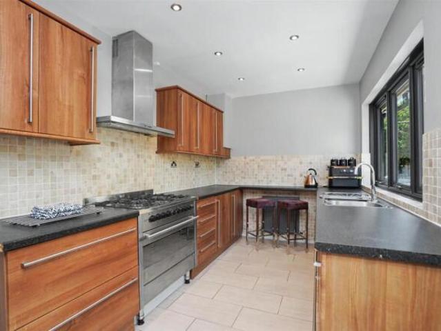 Bungalow for sale in Lillington, Green Close