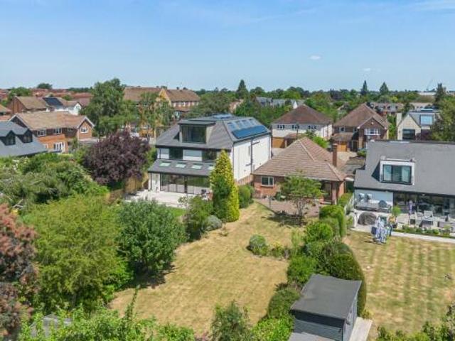 Bungalow for sale in St Albans, Five Acres