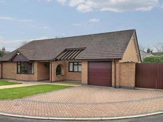 House for sale in Camp Hill, Warwickshire