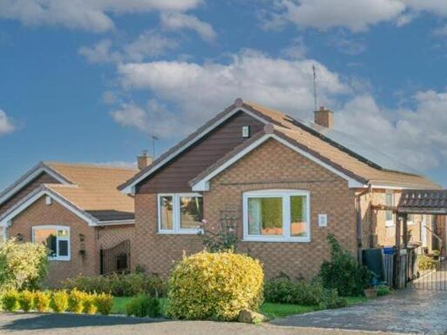 House for sale in Hackenthorpe, South Yorkshire