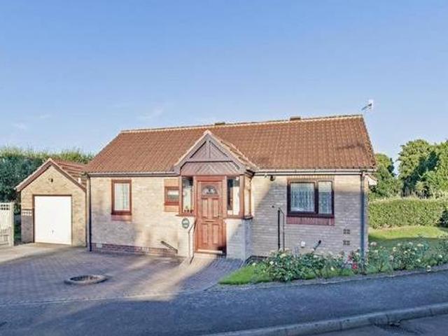 House for sale in Froggatt, East Midlands