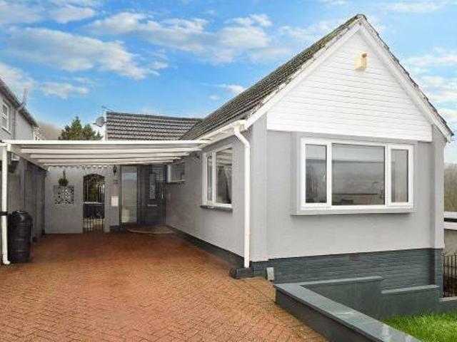 House for sale in Follaton, Strode