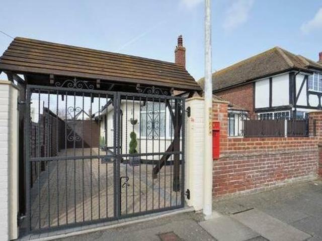 House for rent in Lyons, Greater London
