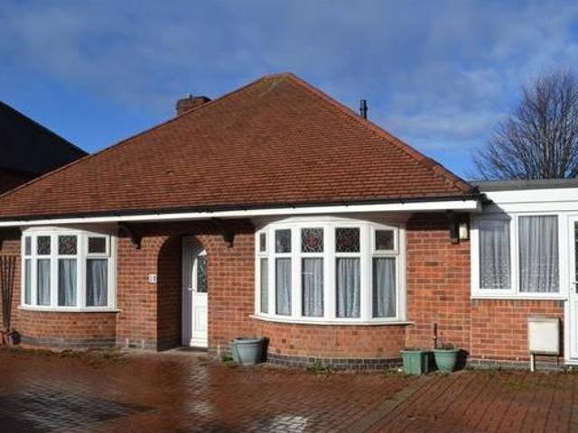 House for sale in Froggatt, East Midlands