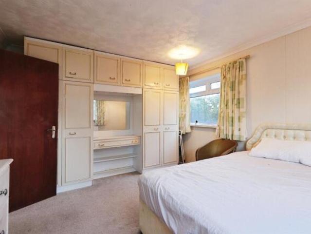 Bungalow for sale