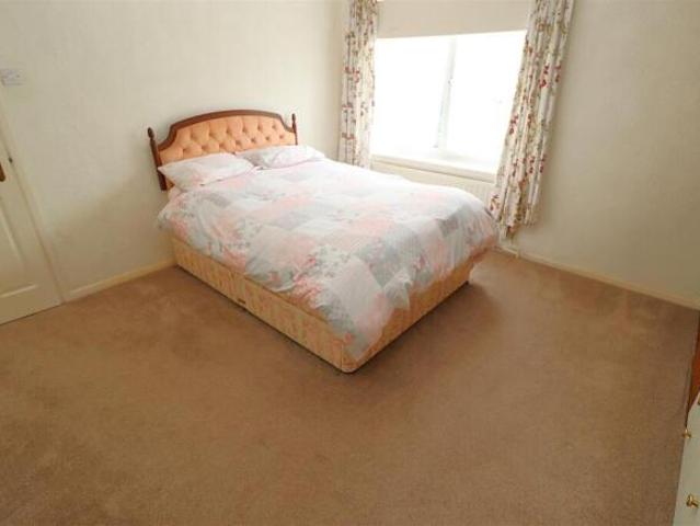 Bungalow for sale in Rainham, Kent