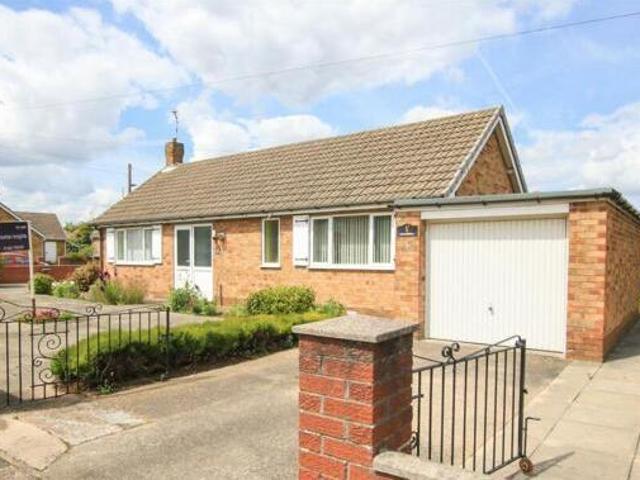 House for sale in Scawsby, South Yorkshire