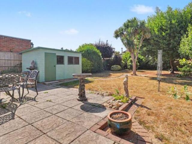 Bungalow for sale