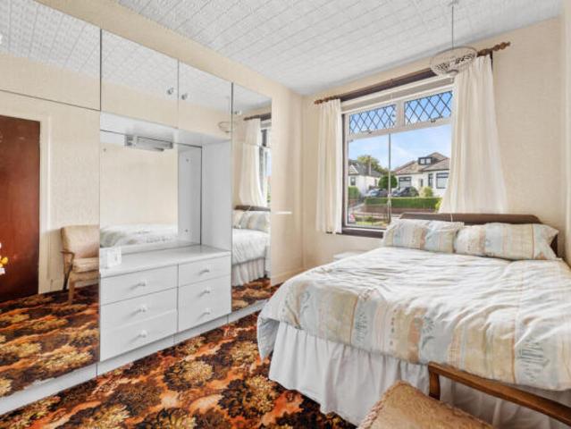 Bungalow for sale in Overlee, Clarkston