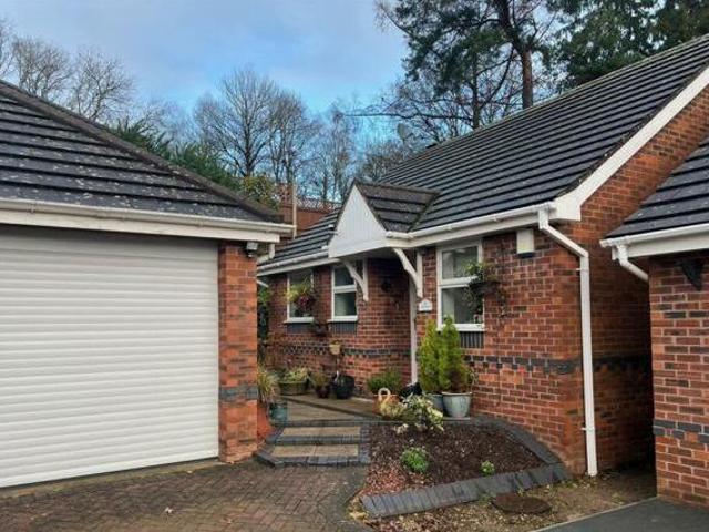 House for sale in Stourbridge, West Midlands