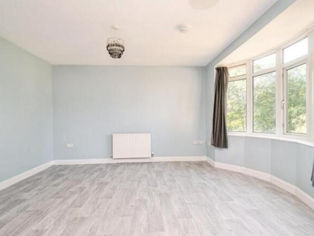 Bungalow for sale in Mount Wise