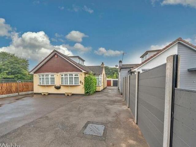 House for sale in Brownhills, West Midlands