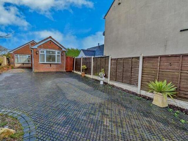 House for sale in Brownhills, West Midlands