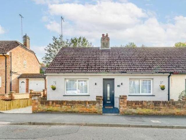 House for sale in Kings Hill, Colliers End