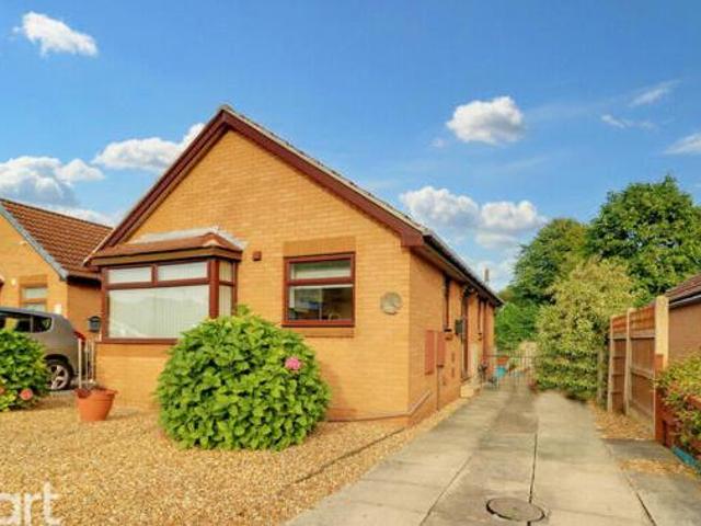 House for sale in Warmsworth, South Yorkshire