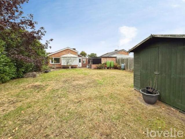 Bungalow for sale in Brayford, Lincolnshire