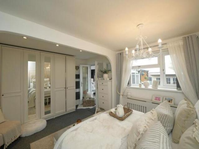 Bungalow for sale in Moseley Green, West Midlands