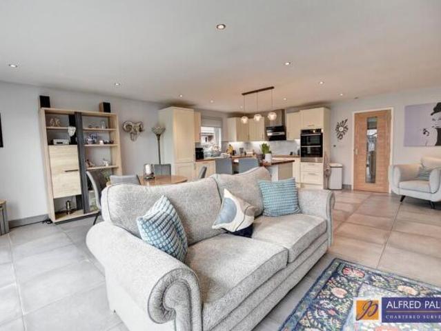 Bungalow for sale in Townhead, Scotland