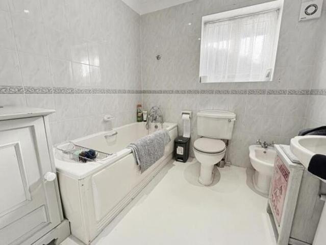Bungalow for sale