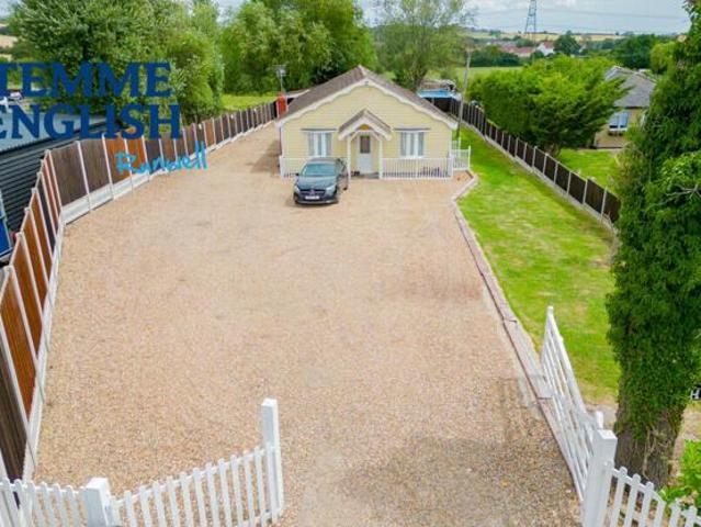 House for sale in Wickford, Essex