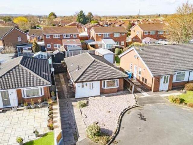 House for sale in Widnes