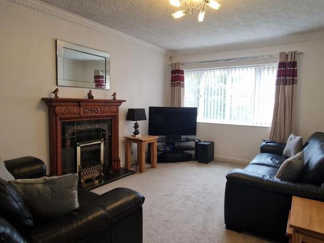 House for rent in Calder Grove, Wakefield